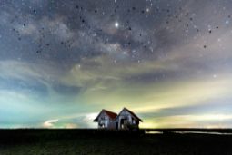 Классификации домов и цели жизни в Ведической астрологии. Дома Дхармы, Артхи, Камы и Мокши.